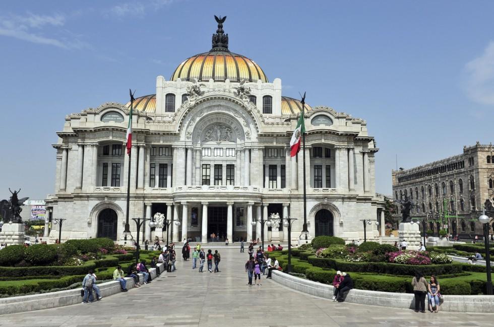 The Fine Arts Palace/Palacio de Bellas Artes in Mexico City, Mexico.