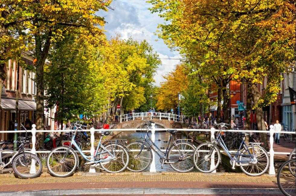 DELFT, NETHERLANDS - SEPTEMBER 27. Parking of bicycles on the bank of the channel in Delft, Nideranda, September 27, 2012. The population as of January 1, 2008 made 96 168 people ; Shutterstock ID 182863781; Project/Title: Netherlands; Downloader: Fodor's 