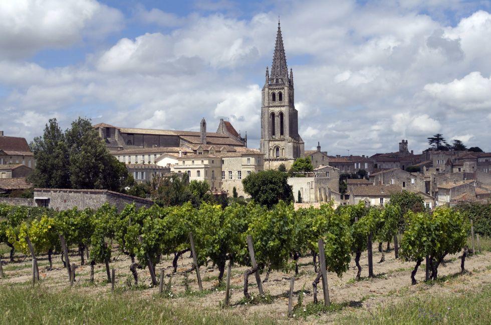 world famous winemaker town st. emilion, france